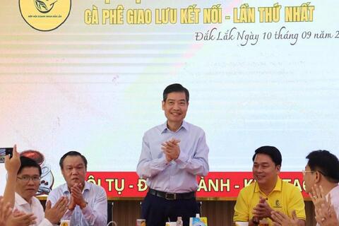 <a href="/kinh-te" title="Kinh tế" rel="dofollow">Kinh tế</a>