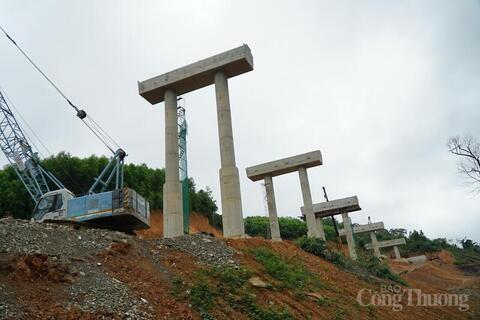 Hối hả thi công cao tốc Khánh Hoà – Buôn Ma Thuột ngày cận Tết
