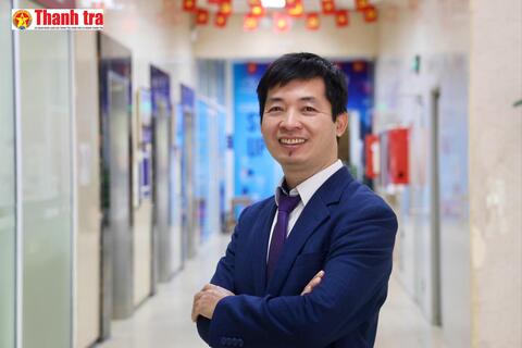 <a href="/dau-tu" title="Đầu tư" rel="dofollow">Đầu tư</a>