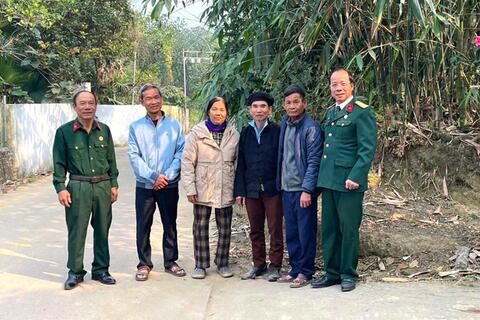 <a href="/kinh-te" title="Kinh tế" rel="dofollow">Kinh tế</a>