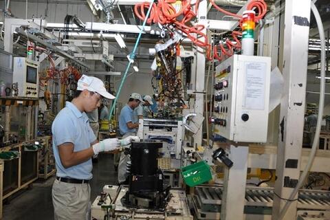 Sản xuất công nghiệp tăng 10,4% trong 2 tháng đầu năm 2026