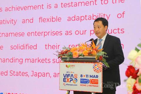 <a href="/kinh-te" title="Kinh tế" rel="dofollow">Kinh tế</a>