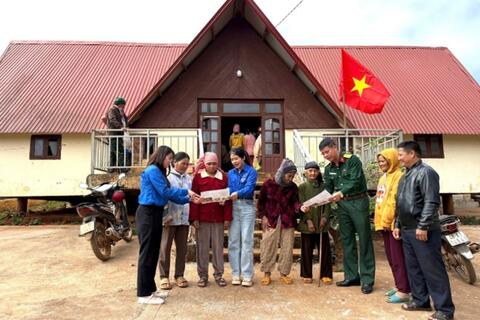 <a href="/xuc-tien" title="Xúc tiến" rel="dofollow">Xúc tiến</a>