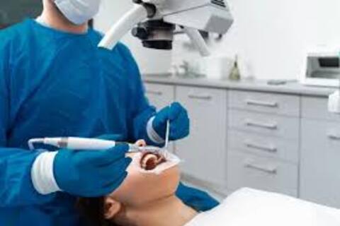 Xử phạt, đình chỉ hoạt động 5 cơ sở nha khoa không phép