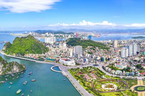 Tăng trưởng kinh tế cao nhất cả nước, Quảng Ninh sớm trở thành phố trực thuộc Trung ương