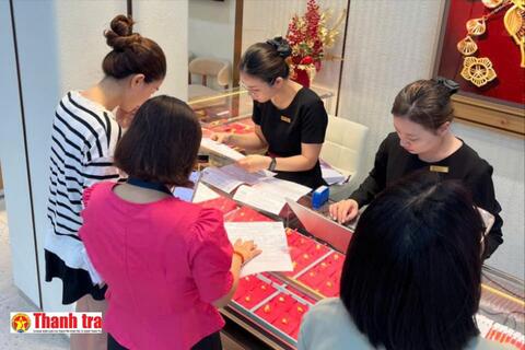 <a href="/thong-tin-thi-truong" title="Thông tin thị trường" rel="dofollow">Thông tin thị trường</a>