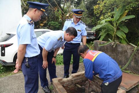 <a href="/thong-tin-thi-truong" title="Thông tin thị trường" rel="dofollow">Thông tin thị trường</a>