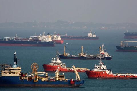 Sau Hormuz là eo biển Malacca?