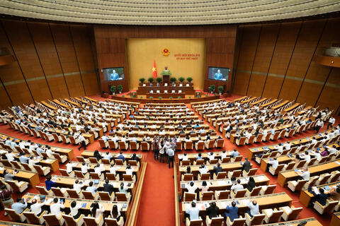 <a href="/dau-tu" title="Đầu tư" rel="dofollow">Đầu tư</a>