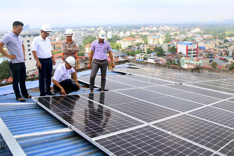 <a href="/nangluong-cuocsong" title="Năng lượng - Cuộc sống" rel="dofollow">Năng lượng - Cuộc sống</a>