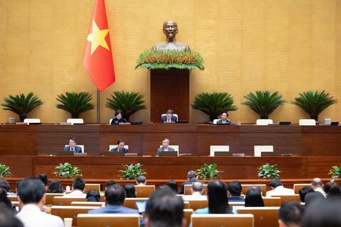 <a href="/kinh-te" title="Kinh tế" rel="dofollow">Kinh tế</a>