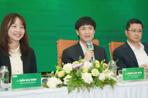 <a href="/tai-chinh" title="Tài chính" rel="dofollow">Tài chính</a>