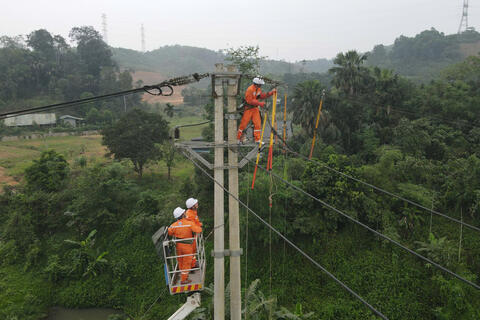 <a href="/nangluong-cuocsong" title="Năng lượng - Cuộc sống" rel="dofollow">Năng lượng - Cuộc sống</a>