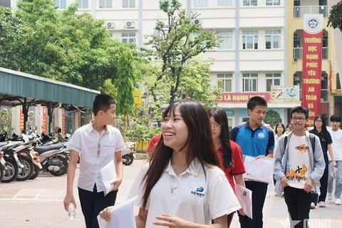Thi lớp 10 Hà Nội: 409 thí sinh bỏ thi môn Toán