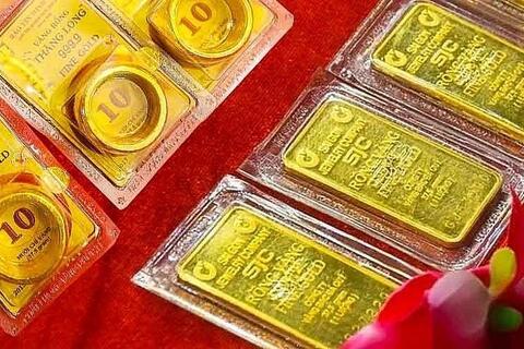 <a href="/thong-tin-thi-truong" title="Thông tin thị trường" rel="dofollow">Thông tin thị trường</a>