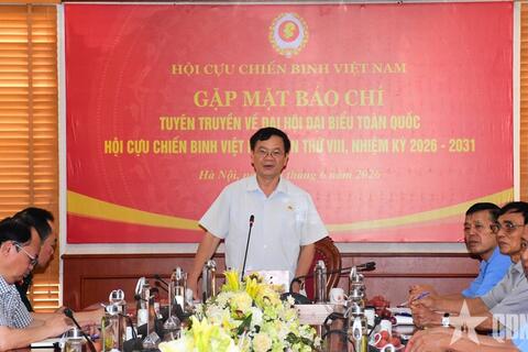 <a href="/tin-24h" title="Tin 24h" rel="dofollow">Tin 24h</a>