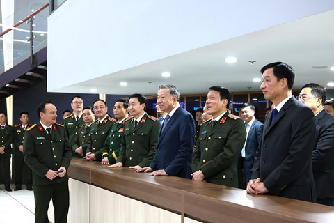 Cần những “lá chắn phòng thủ” mới