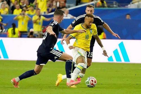 Nhật ký World Cup 25/6: Neymar ra sân trong ngày Brazil đại thắng, chờ Đức và Hà Lan xuất trận