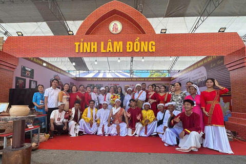 Lâm Đồng ghi dấu ấn tại Ngày hội Văn hóa dân tộc Chăm toàn quốc