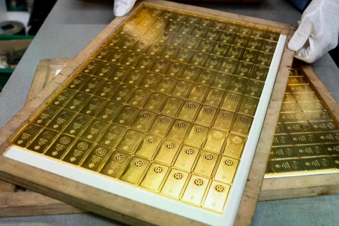 Giá vàng tiếp tục giảm sau dữ liệu kinh tế Mỹ