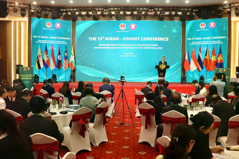 120 đại biểu đến từ 11 quốc gia tham dự Diễn đàn ASEAN-OSHNET tại Đà Nẵng