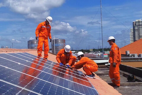 <a href="/nangluong-cuocsong" title="Năng lượng - Cuộc sống" rel="dofollow">Năng lượng - Cuộc sống</a>