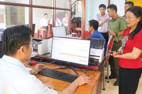 <a href="/xuc-tien" title="Xúc tiến" rel="dofollow">Xúc tiến</a>