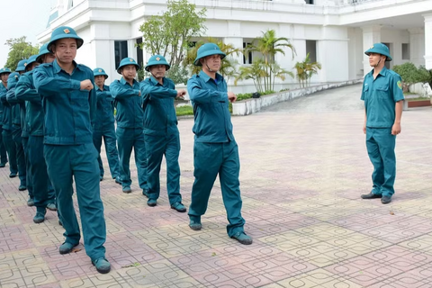 Hà Nội hướng dẫn giải quyết tinh giản biên chế nhân sự Ban Chỉ huy quân sự xã, phường