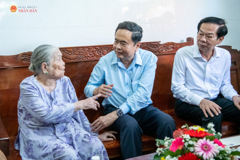 <a href="/xuc-tien" title="Xúc tiến" rel="dofollow">Xúc tiến</a>