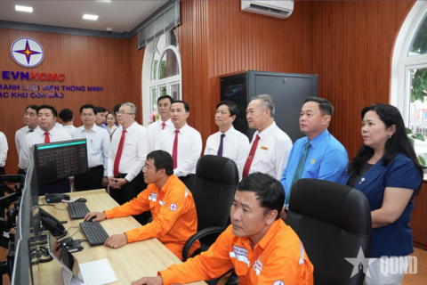 <a href="/dau-tu" title="Đầu tư" rel="dofollow">Đầu tư</a>