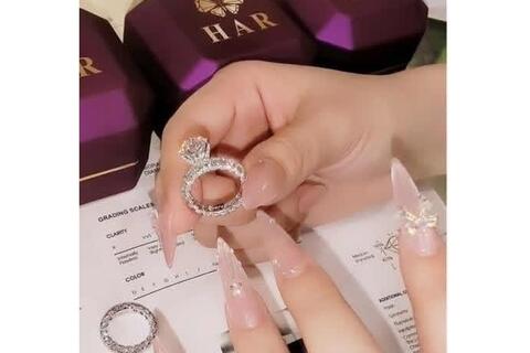 <a href="/tin-24h" title="Tin 24h" rel="dofollow">Tin 24h</a>