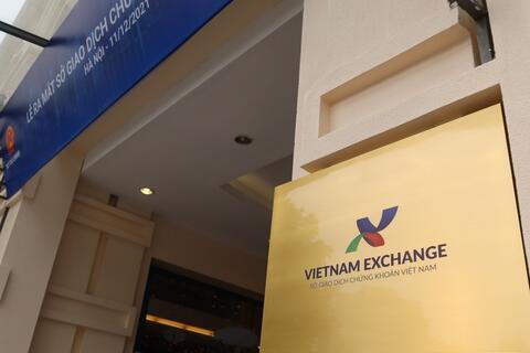 <a href="/chung-khoan2" title="Chứng khoán" rel="dofollow">Chứng khoán</a>