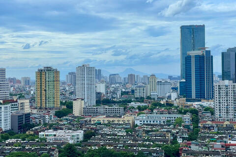 <a href="/thong-tin-thi-truong" title="Thông tin thị trường" rel="dofollow">Thông tin thị trường</a>