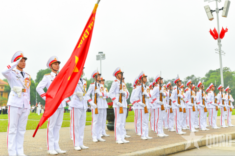Bảo đảm chuẩn mực, trang nghiêm trong sử dụng Quốc ca