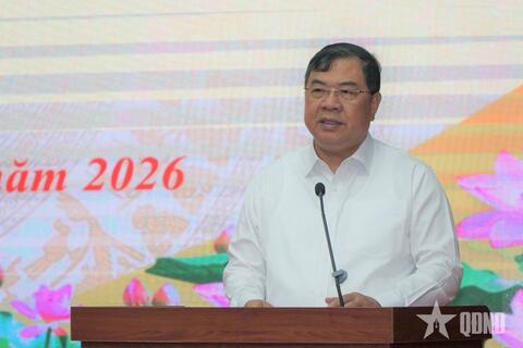 Điện Biên quan tâm đầu tư, phát triển đồng bộ hạ tầng giao thông
