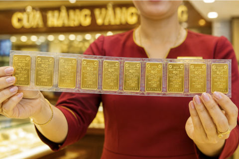 <a href="/thong-tin-thi-truong" title="Thông tin thị trường" rel="dofollow">Thông tin thị trường</a>