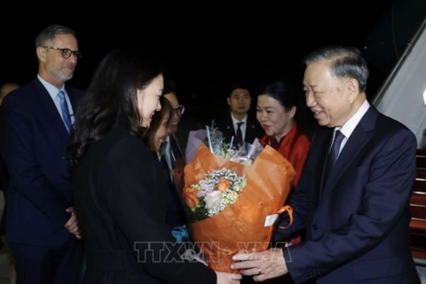 Tổng Bí thư, Chủ tịch nước Tô Lâm bắt đầu thăm chính thức Cộng hòa Pháp và dự Hội nghị Thượng đỉnh Không gian vũ trụ tại Paris