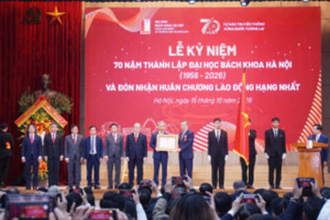Tổng Bí thư, Chủ tịch nước Tô Lâm trao Huân chương Lao động hạng Nhất cho Đại học Bách khoa Hà Nội
