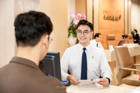 <a href="/tai-chinh" title="Tài chính" rel="dofollow">Tài chính</a>