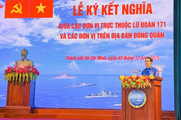 Đoàn Thanh niên Vietsovpetro và Xí nghiệp Xây lắp kết nghĩa với Lữ đoàn 171