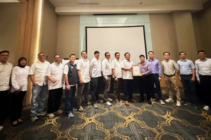 Giàn PV DRILLING II và PV DRILLING III được khách hàng Pertamina vinh danh