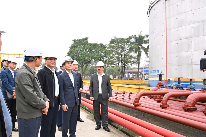 Bảo đảm nguồn cung xăng dầu ổn định, liên tục dịp tết Bính Ngọ 2026