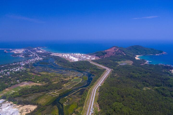 Chính phủ đề nghị hoàn thiện Đề án Trung tâm lọc hóa dầu và năng lượng quốc gia tại Dung Quất trong tháng 3