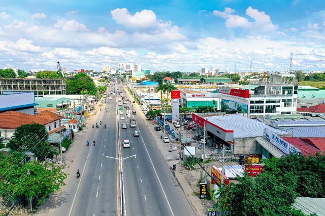 Thuận An chuẩn bị xây dựng đại lộ tài chính - thương mại - dịch vụ - Ảnh 1. Thuận An chuẩn bị xây dựng đại lộ tài chính - thương mại - dịch vụ - Ảnh 1.