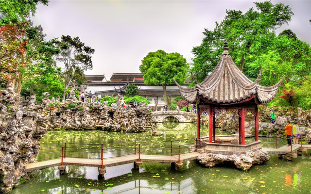 Cha đẻ của kim tự tháp kính Louvre khiến người Pháp vừa chê bai đã phải ngả mũ thán phục: Hậu duệ của gia tộc giàu có suốt 15 đời, dạy con thành tài nhờ bí quyết tổ truyền - Ảnh 3. Cha đẻ của kim tự tháp kính Louvre khiến người Pháp vừa chê bai đã phải ngả mũ thán phục: Hậu duệ của gia tộc giàu có suốt 15 đời, dạy con thành tài nhờ bí quyết tổ truyền - Ảnh 3.