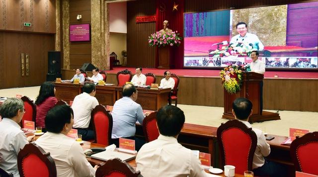 Quán triệt, triển khai Nghị quyết số 15 của Bộ Chính trị về phát triển Thủ đô - Ảnh 3. Quán triệt, triển khai Nghị quyết số 15 của Bộ Chính trị về phát triển Thủ đô - Ảnh 3.