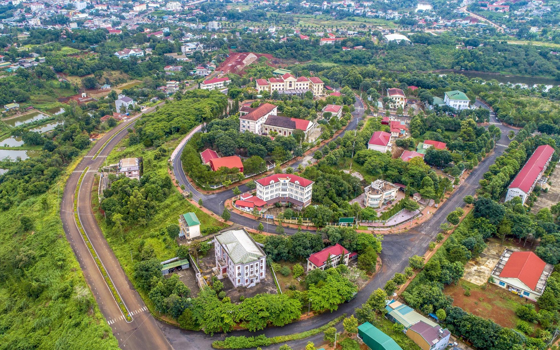 Nhiều địa phương ở Đắk Nông chậm sử dụng bản đồ số hóa địa chính về đất đai. Ảnh: Phan Tuấn