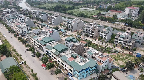 Giá nhà ngày càng cao. Ảnh: Cao Nguyên.