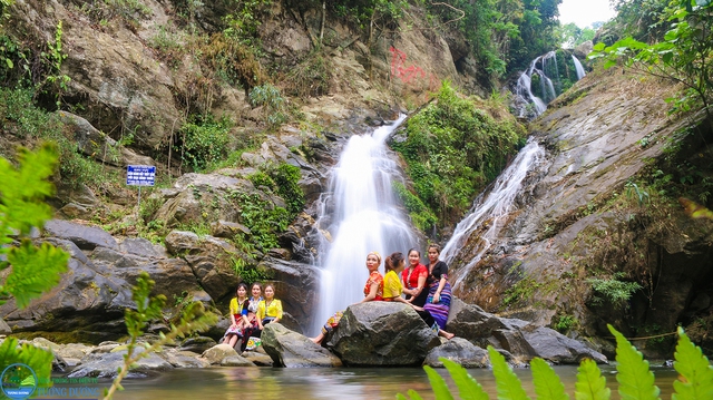 Huyện lớn nhất Việt Nam, rộng gấp 3 lần tỉnh Bắc Ninh, hầu hết là đồng bào dân tộc nhưng thu ngân sách nghìn tỷ - Ảnh 2.