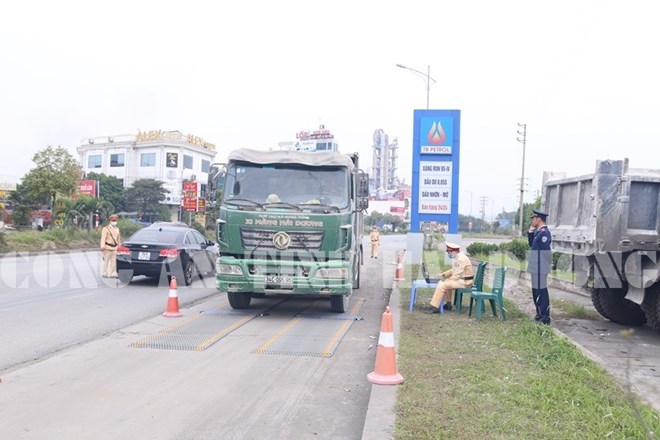 Nguyên nhân Quốc lộ 17B qua Kim Thành, Hải Dương thường xuyên ngập